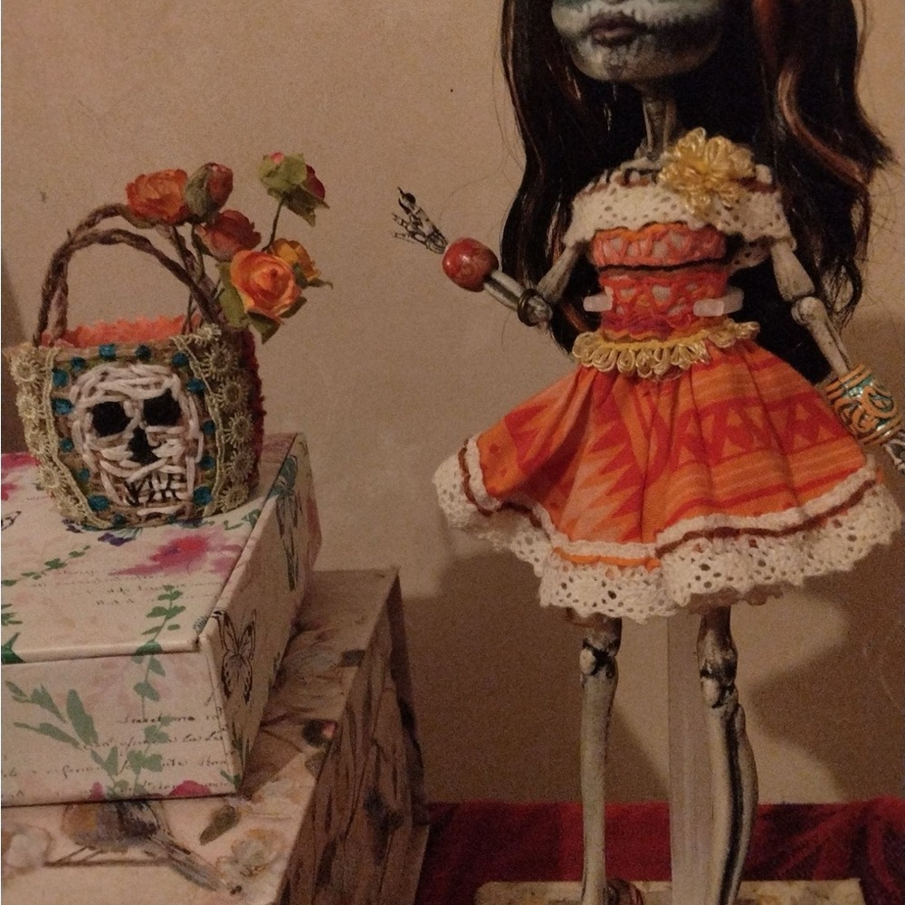 Customized Skeleton Día de los Muertos